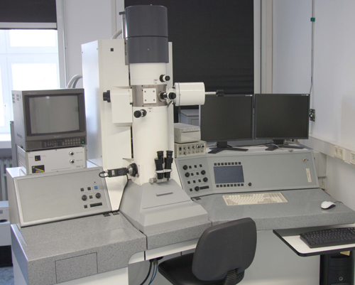 TEM Zeiss LEO 906